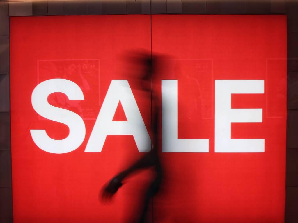 sale signage